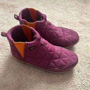 Teva Quilted Slip-On Shoes in Magenta and Orange